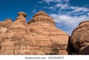 Alula: Hegra Guided Tour