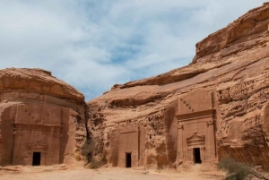 AlUla: Hegra Winter's Edge & Nabataean Sunset Expedition