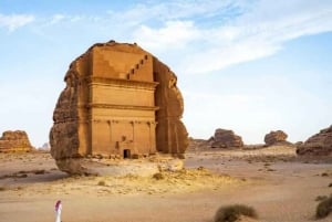 AlUla: Madain Saleh, Elephant Rock, and Jabal Ikmah Tour