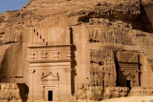 AlUla: Madain Saleh, Elephant Rock, and Jabal Ikmah Tour