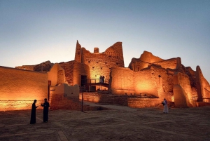 Stadtführung von Diryah nach Al Masmak & Souk Tour mit Abendessen