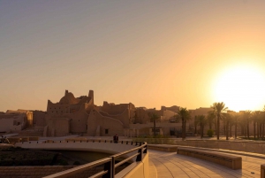 Tour de ville de Diryah à Al Masmak et visite du souk avec dîner