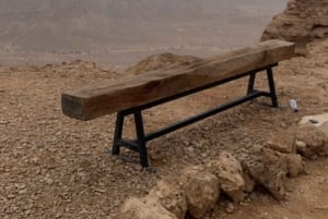 Maailman reunalla 2: Vaellus ja kameli-/hevostila