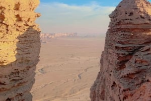 Maailman reunalla 2: Vaellus ja kameli-/hevostila