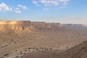 Maailman reunalla 2: Vaellus ja kameli-/hevostila