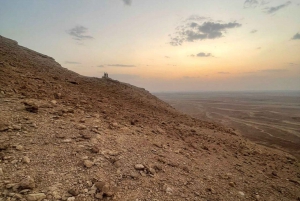 El confín del mundo: Senderismo y vista de la puesta de sol