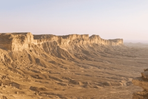 Tour Ai confini del mondo e Keshta (Riyadh)