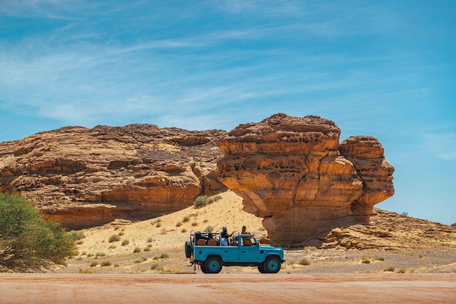 Tour di lusso di Hegra in una Land Rover d'epoca