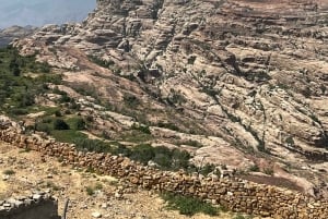 Au départ d'Alreeth : excursion à la montagne noire et à la plantation de café