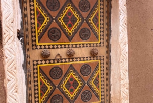 A partir de Riade: Viagem de 1 dia à Aldeia Patrimonial de Ushaiqer