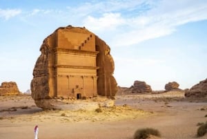 Heldagstur till AlUla, Madain Saleh, Elefantklippan och Jabal