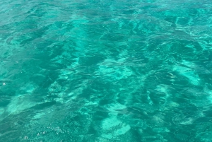 Jeddah: Bayada Island Boat Trip with Donut Ride