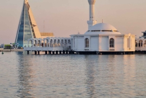 Jeddah: City tour include old Jeddah OR Safari