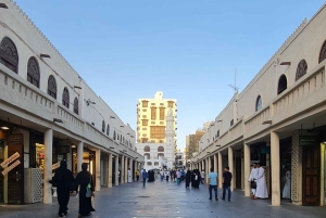 Jeddah: City tour include old Jeddah OR Safari