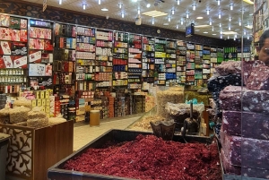 Jeddah: City tour include old Jeddah OR Safari