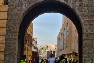 Jeddah: City tour include old Jeddah OR Safari