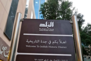 Jeddah: City tour include old Jeddah OR Safari