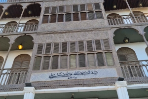 Jeddah: City tour include old Jeddah OR Safari
