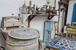 Jeddah: City tour include old Jeddah OR Safari