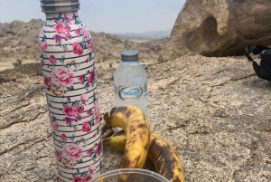 Jeddah: Moon Mountain Guided Hiking Tour with Snacks