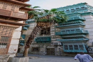 Jeddah: Old Town, Al Tayebat Museum and Corniche Tour