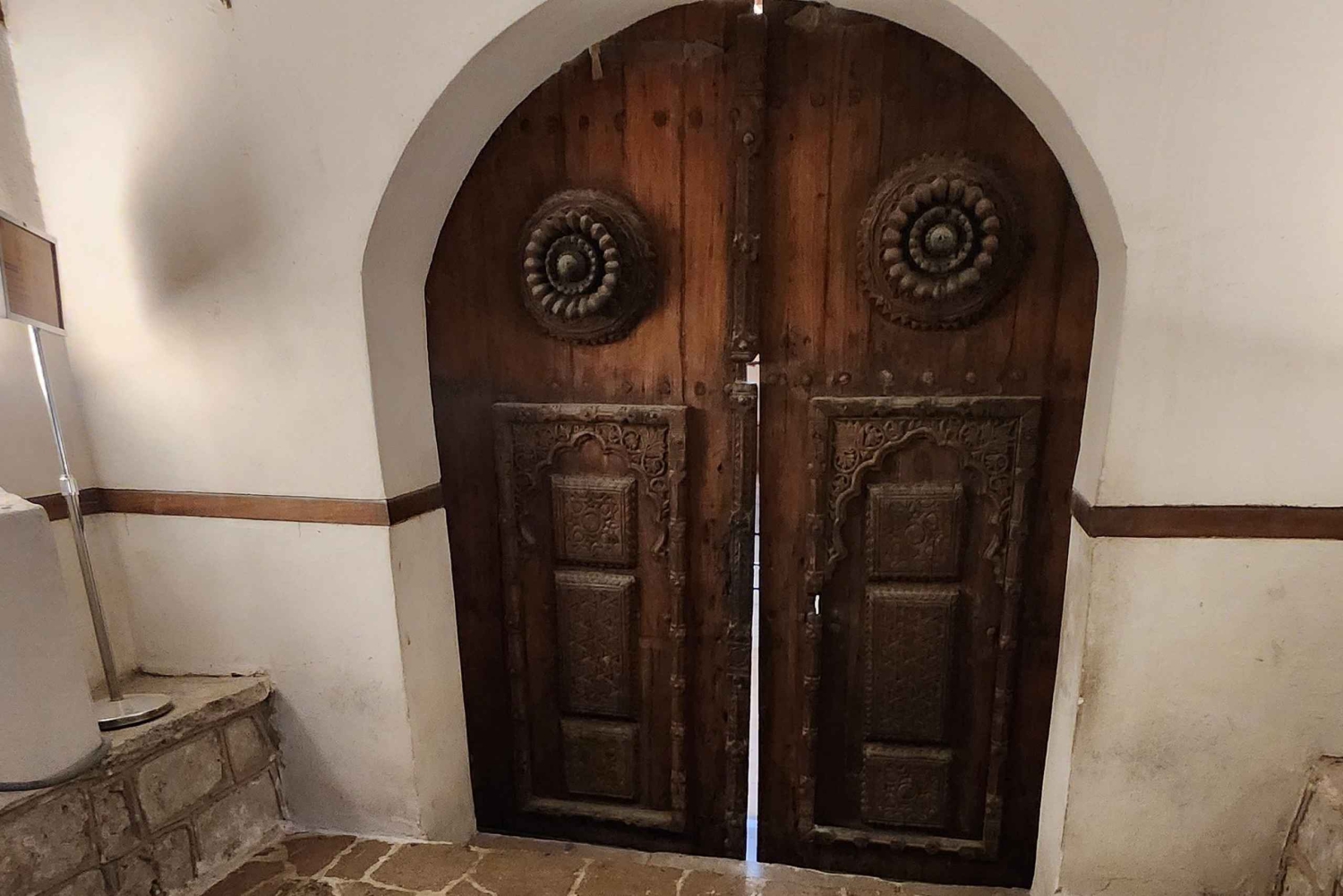 Jeddah: PRIVATE Tour Al Balad with A local Certified Guide