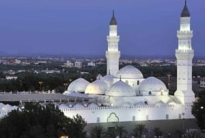 Madinah: Private Ziyarah Tour with Hotel Pickup
