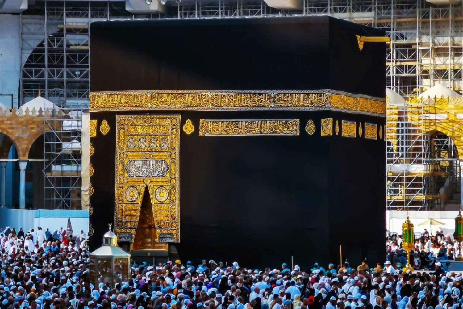 Jeddah: Mecca and Medina 7-Day Umrah Tour Package with Hotel