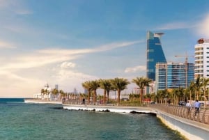 Privétour van een hele dag door Jeddah: van Al Balad naar de Corniche