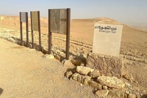 Riad: 3 tunnin Second Edge of the World -retki Darb Al-Manjour -polulla