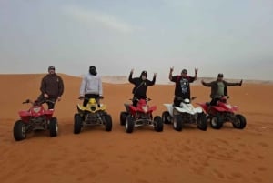 Эр-Рияд: прогулка на верблюдах по пустыне, тур на квадроциклах и закуски