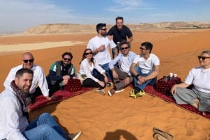 Riade: 'Descobre as dunas de areia vermelha + passeio de Camil + moto-quatro