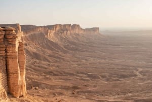 Riyadh: Edge of the World & Camel Trail