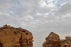 Riyadh: Edge of the World Day Tour