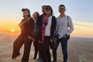 Riyadh:Edge of the World Private Tour sunset with dinner