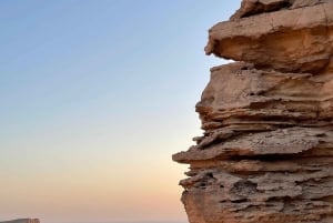 Riyadh: tour privato sul bordo del mondo con servizio navetta