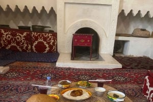 リヤドサウジ料理を楽しむ 砂漠の味覚