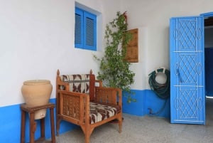 Riyadh: Experience Saudi Life During the 1970s with Lunch