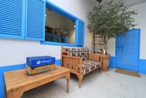 Riyadh: Experience Saudi Life During the 1970s with Lunch