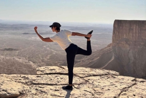 Riyadh: Gruppeomvisning ved verdens ende ved solnedgang