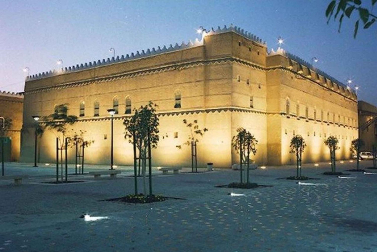 Riyadh: Half-Day Guided Bus Tour with Hotel Pickup