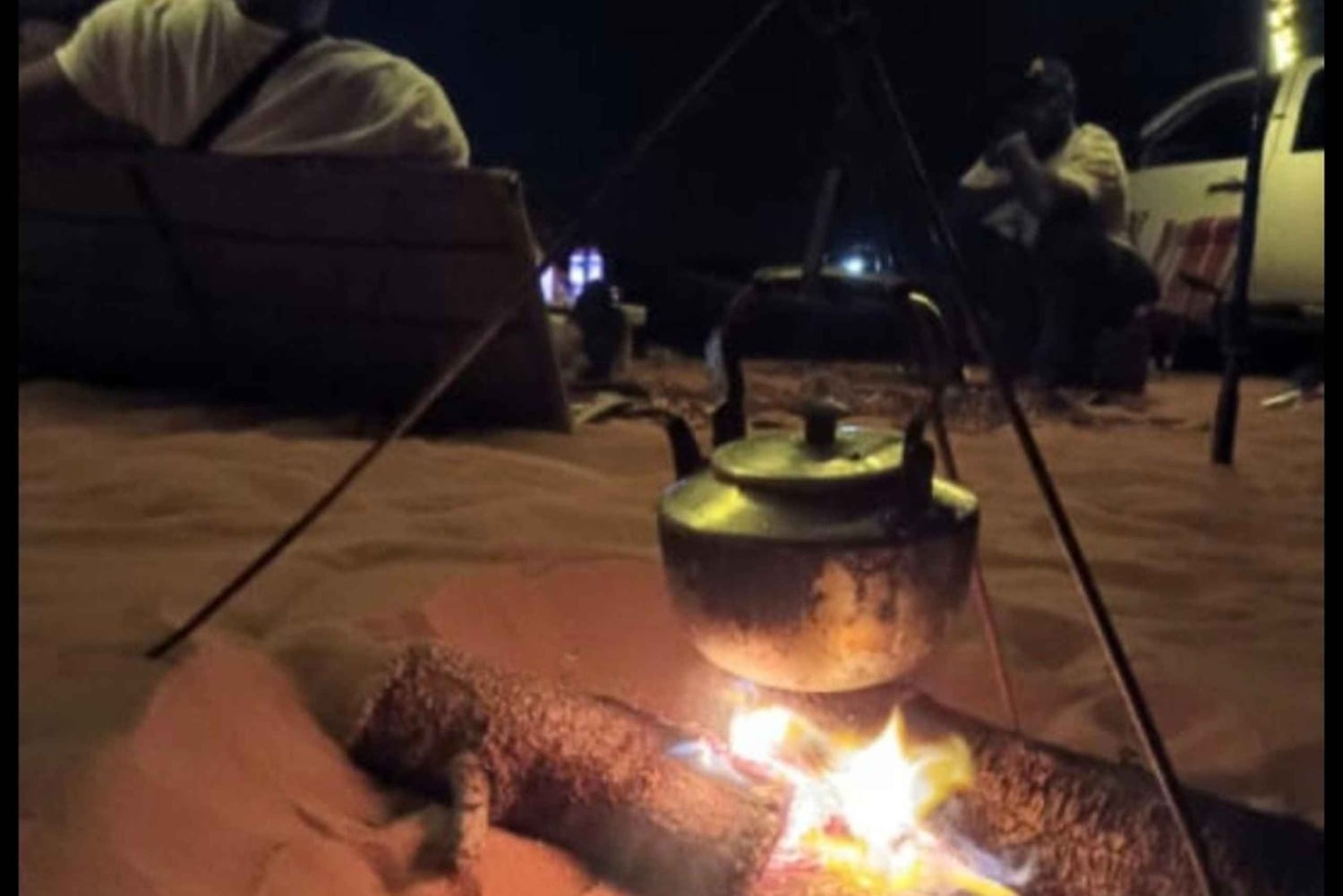 Riyadh: notte nel deserto (cammello, quad, safari, cena, pernottamento)