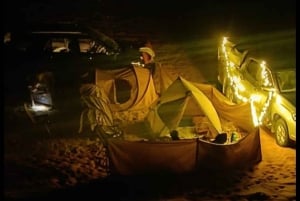 Riyad : excursion d'une nuit dans le désert avec chameaux, quads et dîner