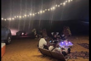 Riyad : excursion d'une nuit dans le désert avec chameaux, quads et dîner