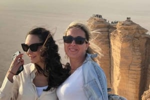 Riyadh: tour privato all'alba al Confine del Mondo