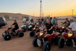 Riyadh Red Sands Tour : dune bashing & camel riding.