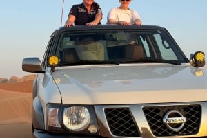 Riyadh Red Sands Tour : dune bashing & camel riding.