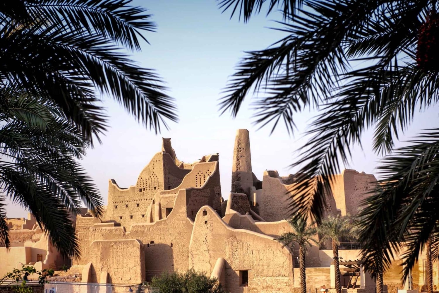 Эр-Рияд: VIP-экскурсия по городу и ужин с саудовской кухней