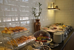 RUH Riyadh: King Khalid Airport Premium Lounge Access