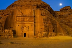 Saudi Arabia: Madain Saleh Tour